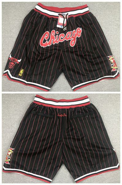 Mens Chicago Bulls Black Mitchell&Ness Shorts (Run Small)